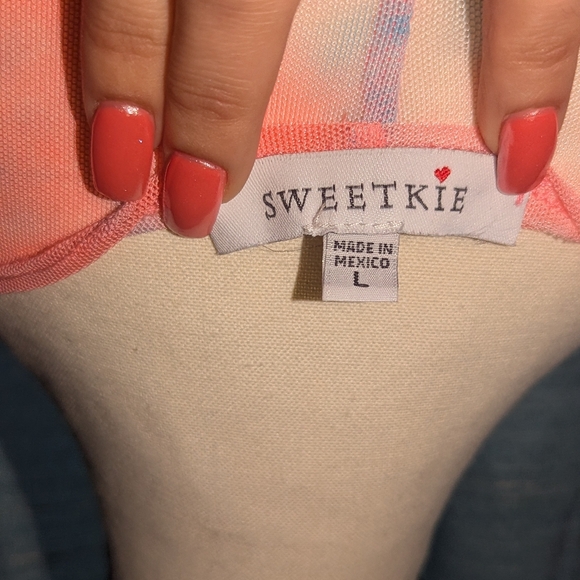 Tie-Dye Short Sleeve Dress - Picture 4 of 4